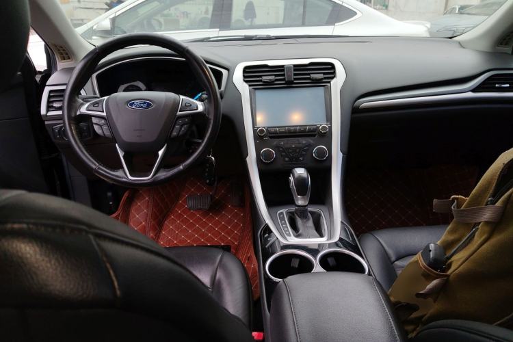 Used Ford Mondeo 2013 1.5L GTDi180 Fashion Edition Center Console
