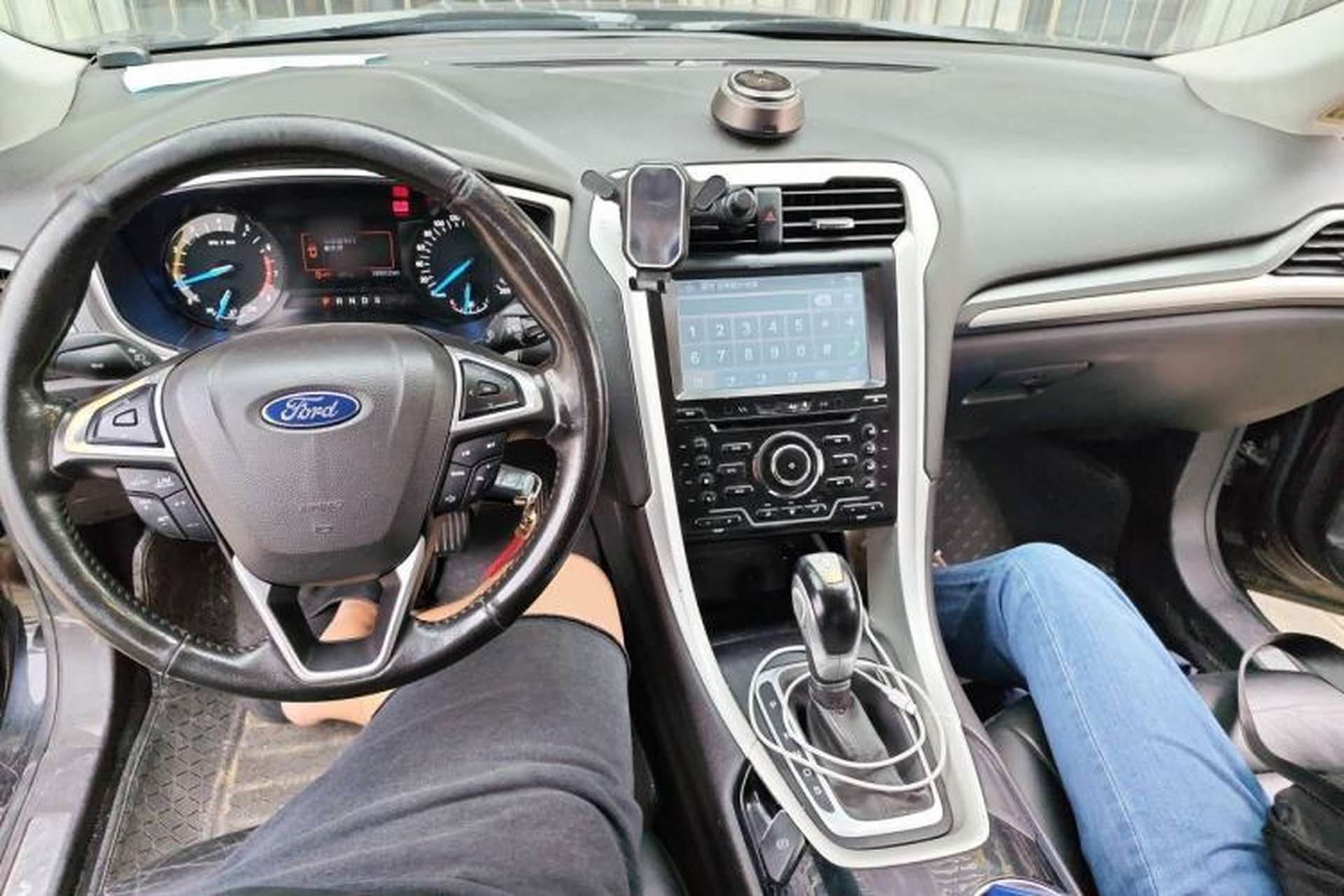 Used Ford Mondeo 2013 1.5L GTDi180 Fashion Edition Center Console