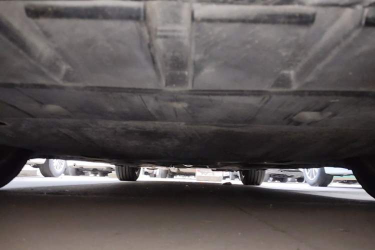 Used Ford Mondeo 2013 2.0L GTDi 200 Fashion Edition Chassis Front