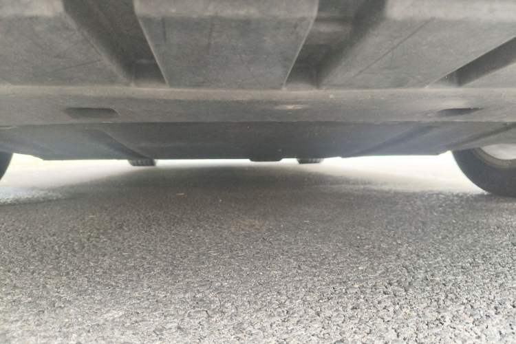 Used Ford Mondeo 2013 2.0L GTDi 200 Fashion Edition Chassis Front
