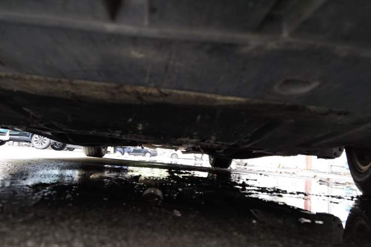 Used Ford Mondeo 2013 2.0L GTDi 200 Fashion Edition Chassis Front