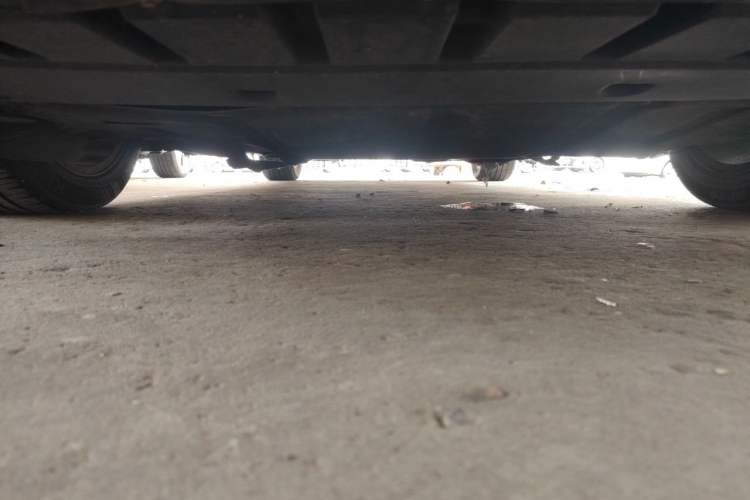 Used Ford Mondeo 2013 2.0L GTDi 200 Luxury Model Chassis Front