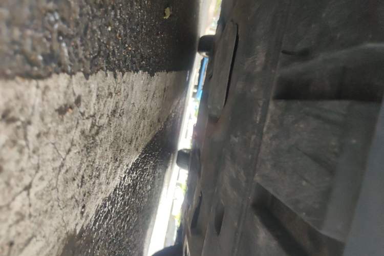 Used Ford Mondeo 2013 2.0L GTDi 200 Luxury Model Chassis Front