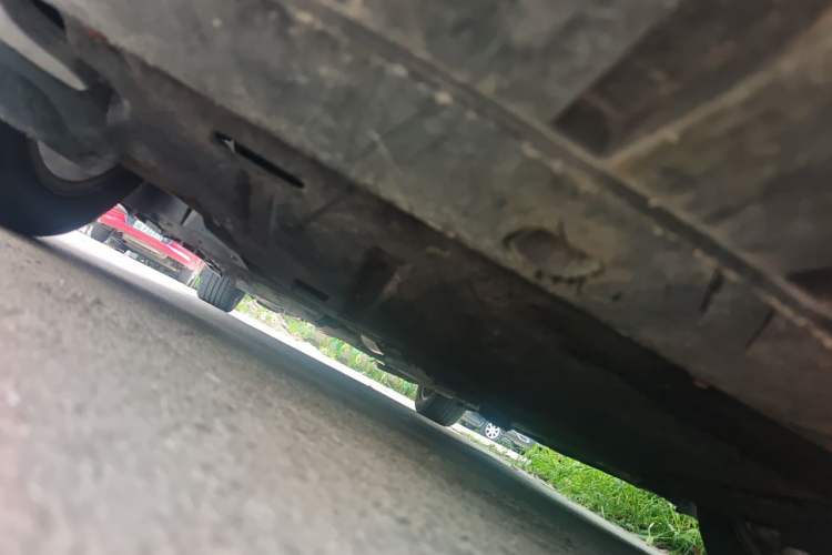 Used Ford Mondeo 2013 2.0L GTDi 200 Luxury Model Chassis Front