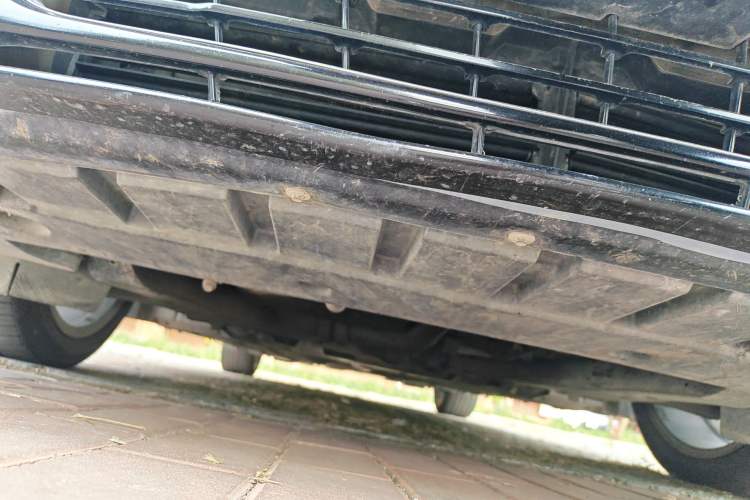 Used Ford Mondeo 2013 2.0L GTDi240 Flagship Edition Chassis Front