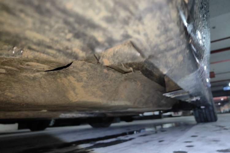 Used Ford Mondeo 2013 2.0L GTDi 200 Luxury Model Chassis Front Left