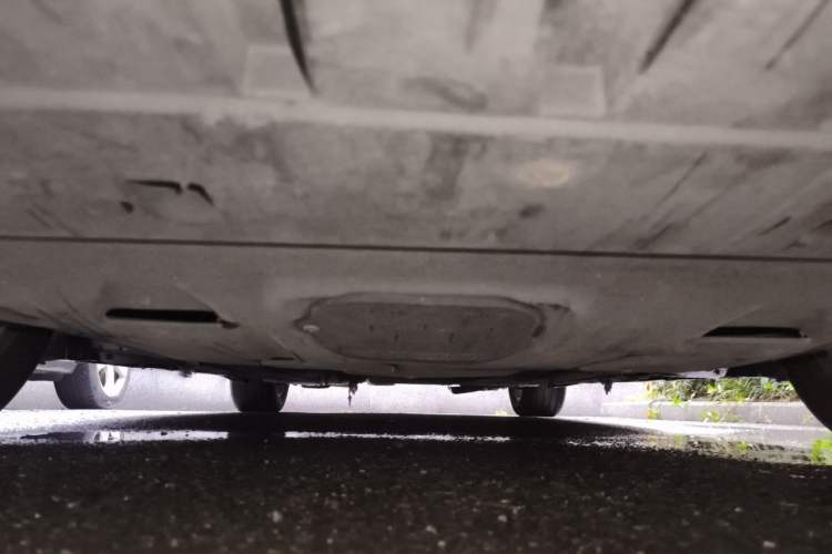 Used Ford Mondeo 2013 2.0L GTDi 200 Luxury Model Chassis Front
