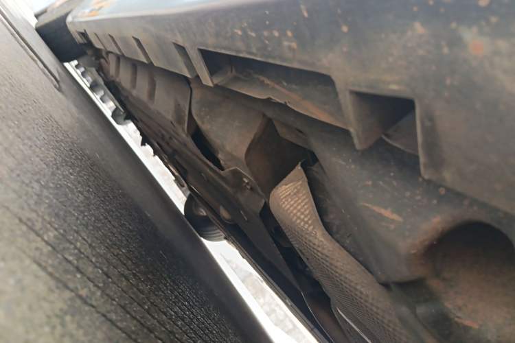 Used Ford Mondeo 2013 2.0L GTDi 200 Fashion Edition Chassis Rear Left