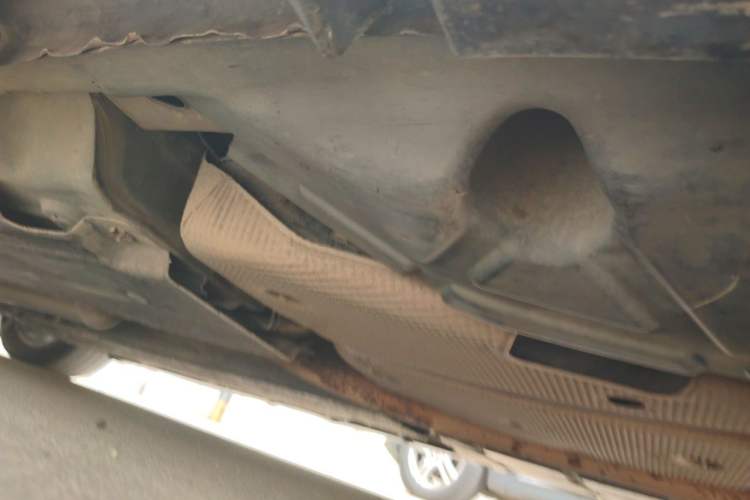 Used Ford Mondeo 2013 2.0L GTDi 200 Fashion Edition Chassis Rear Left