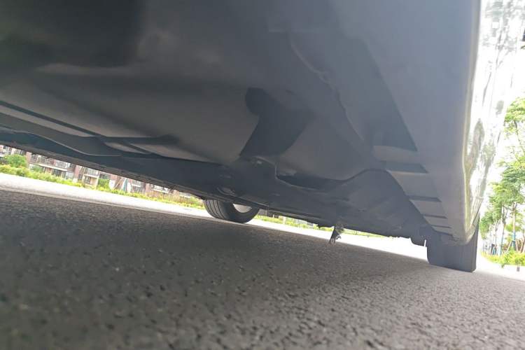 Used Ford Mondeo 2013 2.0L GTDi240 Luxury Sport Model Chassis Rear Right