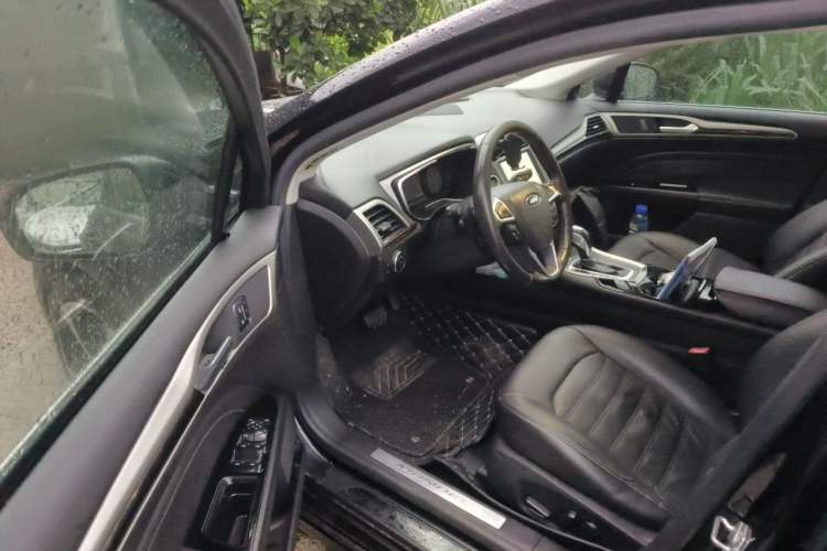 Used Ford Mondeo 2013 2.0L GTDi240 Flagship Edition Driver Seat