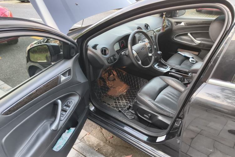 Used Ford Mondeo 2013 2.3L Luxury Model Driver Seat