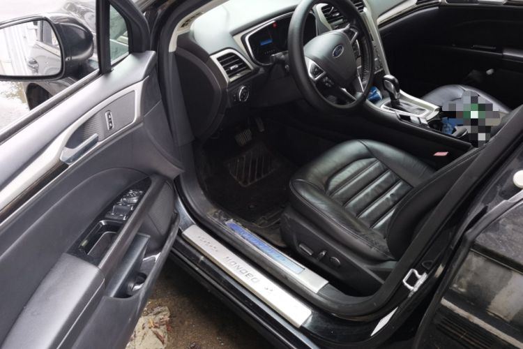 Used Ford Mondeo 2013 2.0L GTDi 200 Fashion Edition Driver Seat