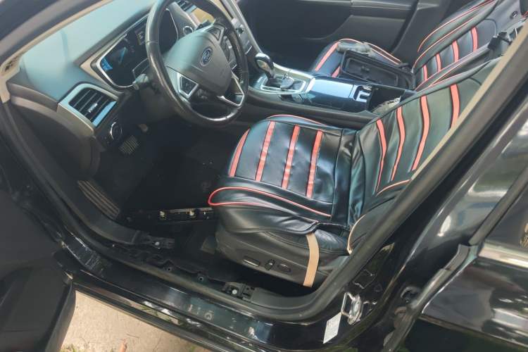 Used Ford Mondeo 2013 2.0L GTDi 200 Luxury Model Driver Seat