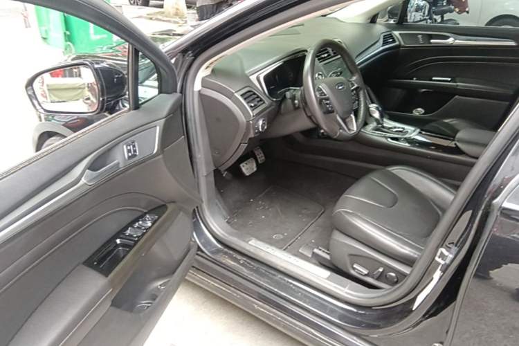 Used Ford Mondeo 2013 2.0L GTDi240 Luxury Sport Model Driver Seat