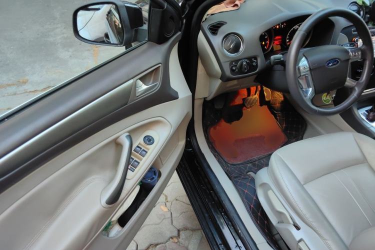 Used Ford Mondeo 2013 2.3L Fashion Edition Driver Seat