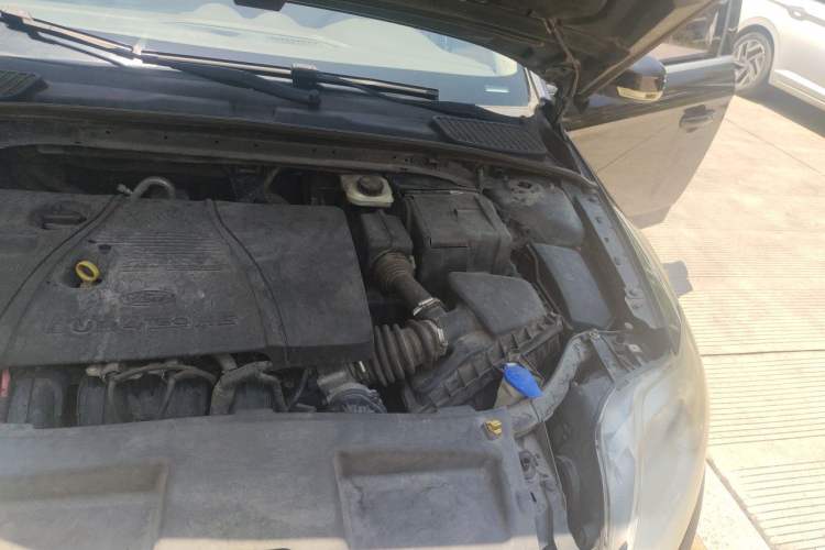 Used Ford Mondeo 2013 2.3L Fashion Edition Engine Bay Left