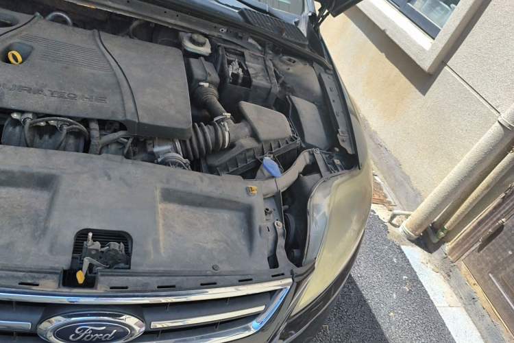 Used Ford Mondeo 2013 2.3L Fashion Edition Engine Bay Left