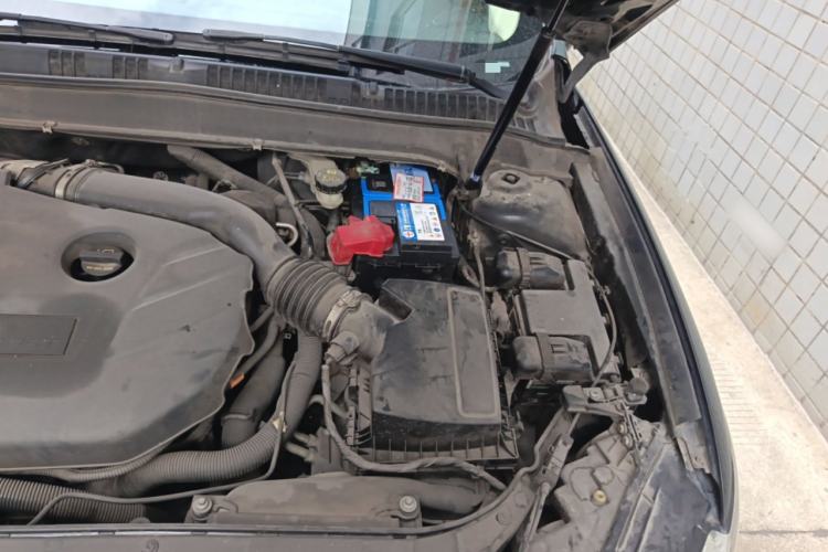 Used Ford Mondeo 2013 2.0L GTDi 200 Fashion Edition Engine Bay Left