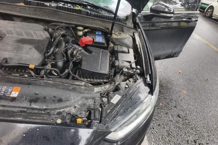 Used Ford Mondeo 2013 1.5L GTDi180 Fashion Edition Engine Bay Left