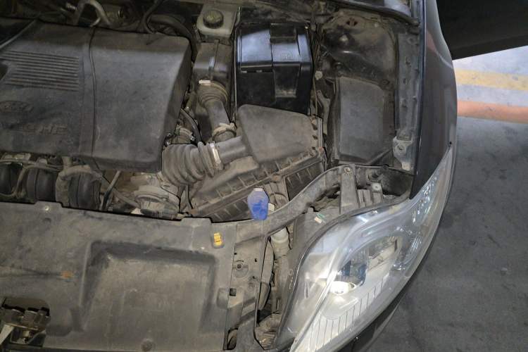 Used Ford Mondeo 2013 2.3L Luxury Model Engine Bay Left
