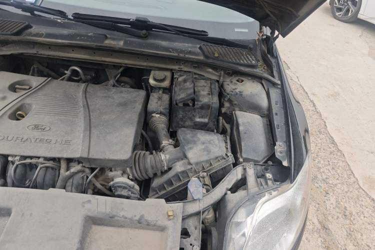 Used Ford Mondeo 2013 2.3L Fashion Edition Engine Bay Left