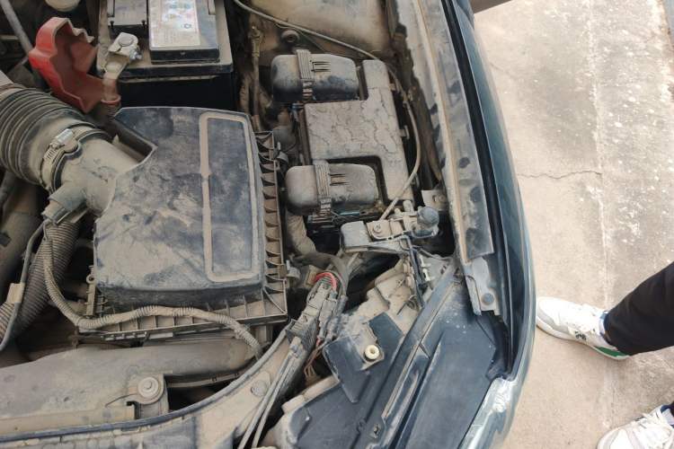 Used Ford Mondeo 2013 2.0L GTDi 200 Fashion Edition Engine Bay Left