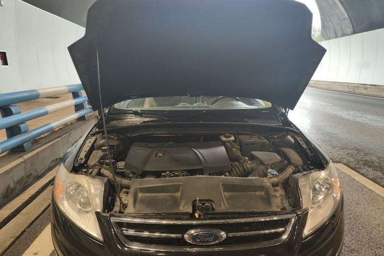Used Ford Mondeo 2013 2.3L Luxury Model Engine Bay