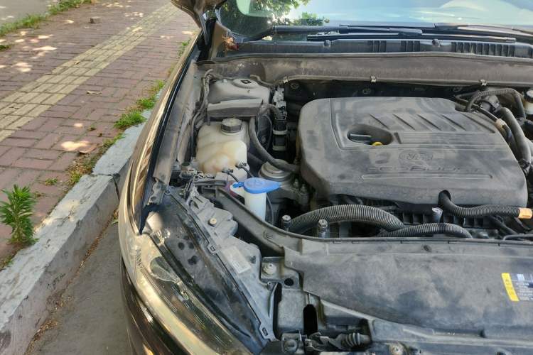 Used Ford Mondeo 2013 1.5L GTDi180 Comfort Model Engine Bay Right