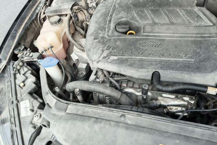 Used Ford Mondeo 2013 1.5L GTDi180 Fashion Edition Engine Bay Right