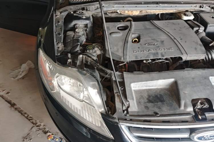 Used Ford Mondeo 2013 2.3L Fashion Edition Engine Bay Right