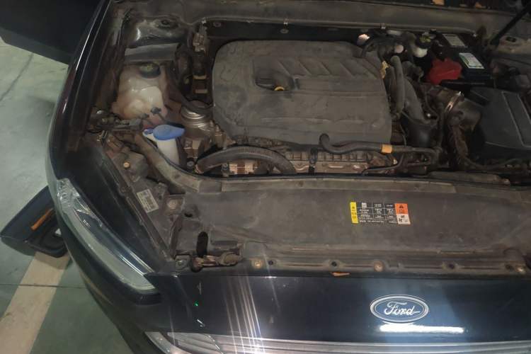 Used Ford Mondeo 2013 1.5L GTDi180 Fashion Edition Engine Bay Right