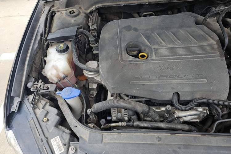 Used Ford Mondeo 2013 1.5L GTDi180 Fashion Edition Engine Bay Right