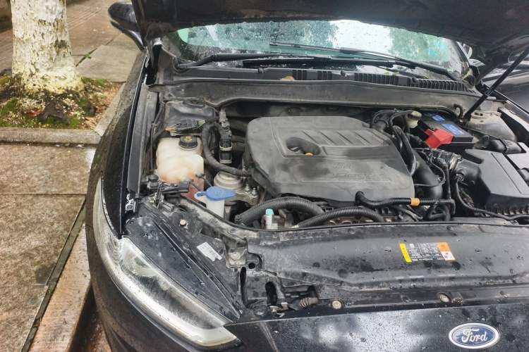 Used Ford Mondeo 2013 1.5L GTDi180 Fashion Edition Engine Bay Right
