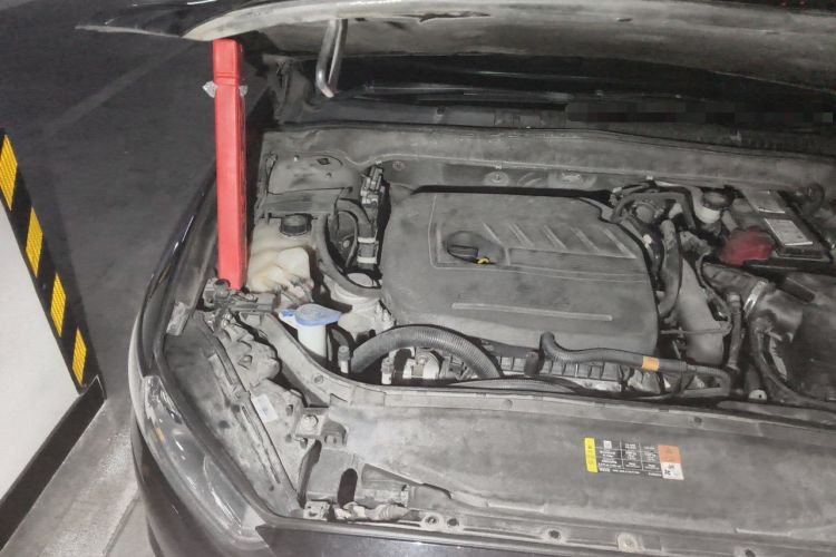 Used Ford Mondeo 2013 1.5L GTDi180 Fashion Edition Engine Bay Right