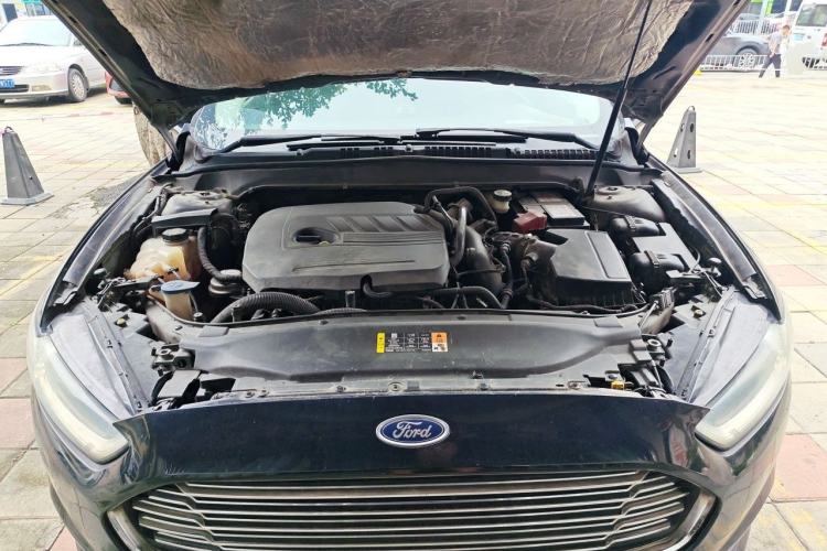 Used Ford Mondeo 2013 1.5L GTDi180 Fashion Edition Engine Bay