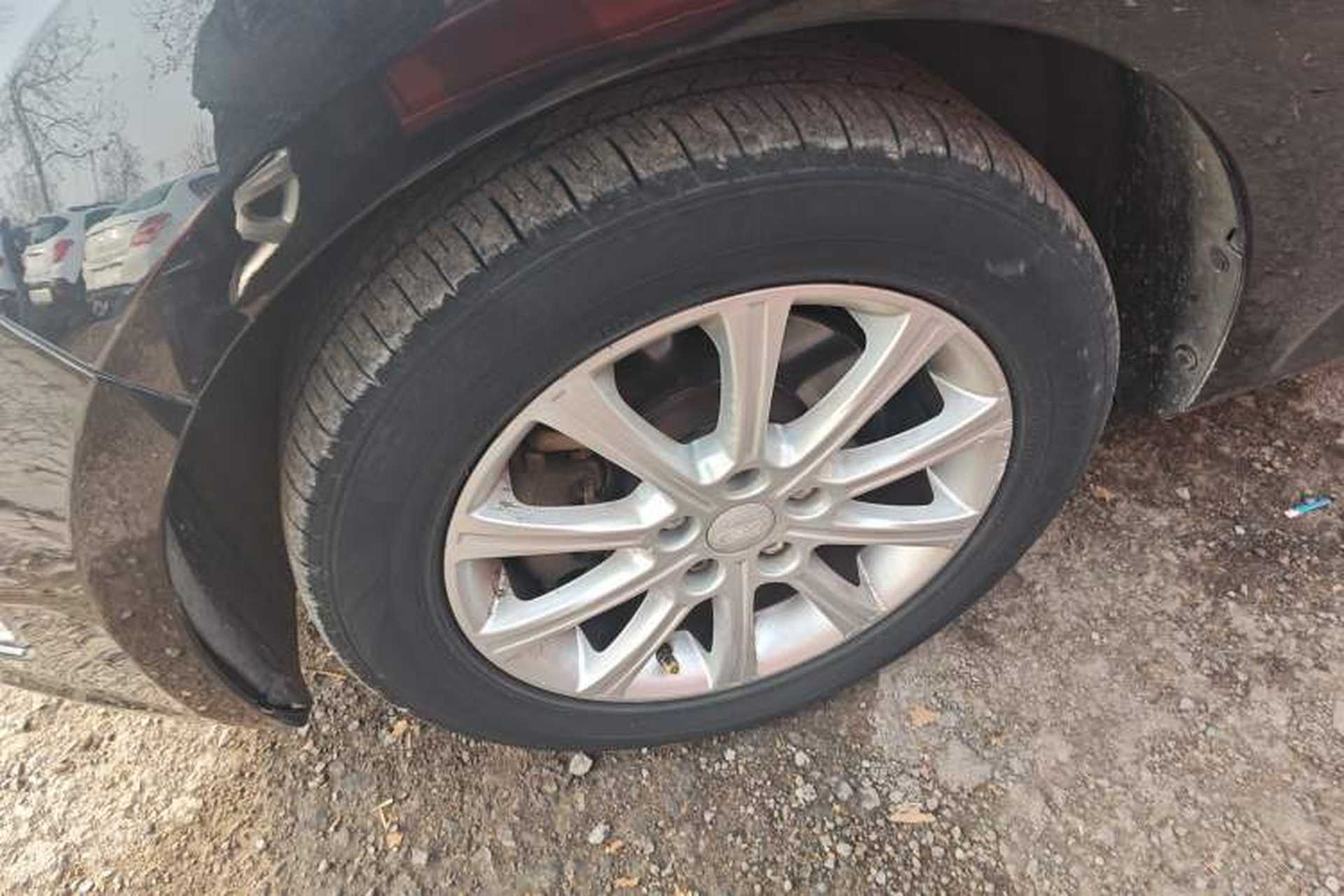 Used Ford Mondeo 2013 2.3L Fashion Edition Exterior 4