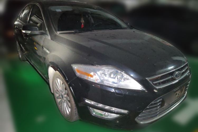 Used Ford Mondeo 2013 2.3L Luxury Model Front Right 45 Deg