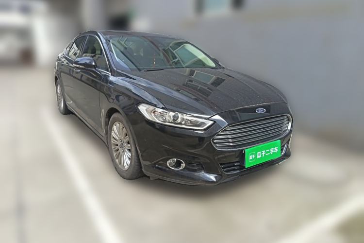 Used Ford Mondeo 2013 2.0L GTDi 200 Fashion Edition Front Right 45 Deg