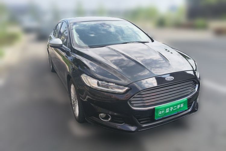 Used Ford Mondeo 2013 2.0L GTDi 200 Fashion Edition Front Right 45 Deg