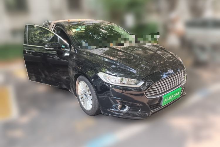 Used Ford Mondeo 2013 2.0L GTDi 200 Fashion Edition Front Right 45 Deg