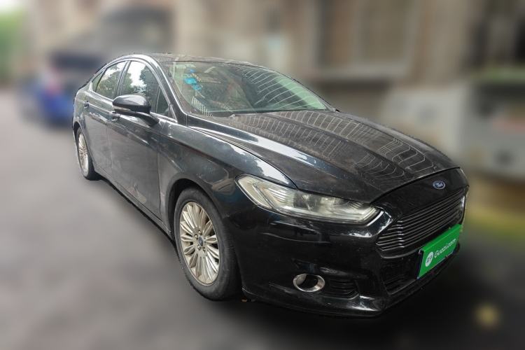 Used Ford Mondeo 2013 2.0L GTDi 200 Fashion Edition Front Right 45 Deg
