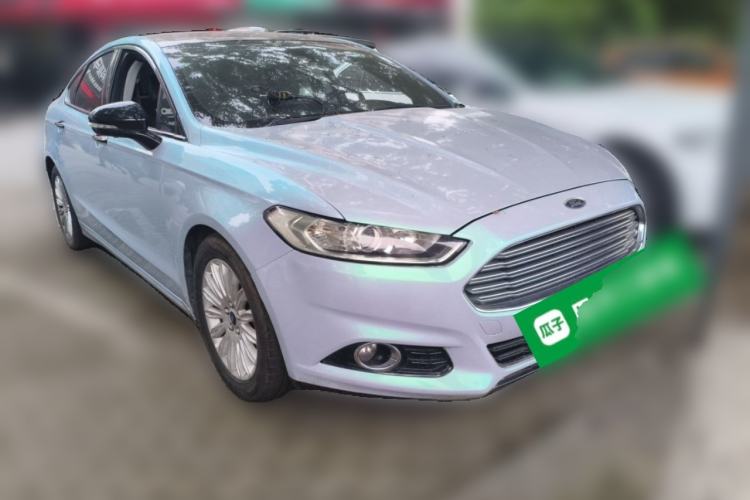 Used Ford Mondeo 2013 2.0L GTDi 200 Fashion Edition Front Right 45 Deg