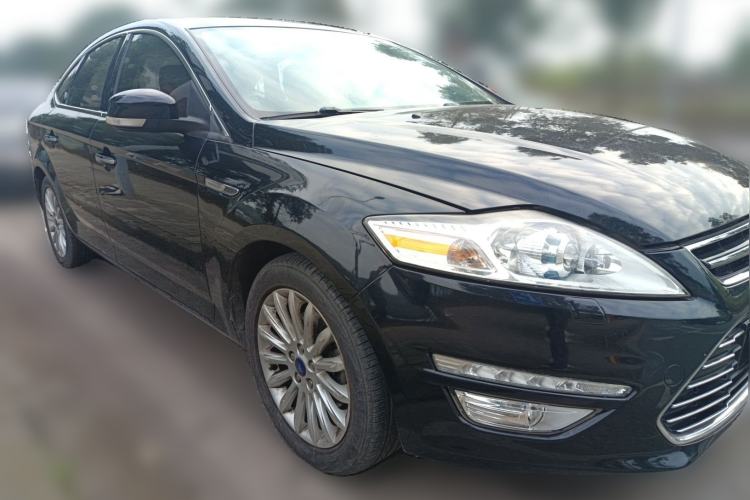 Used Ford Mondeo 2013 2.3L Luxury Model Front Right 45 Deg