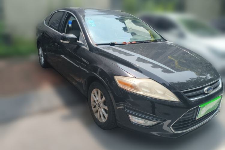 Used Ford Mondeo 2013 2.3L Fashion Edition Front Right 45 Deg