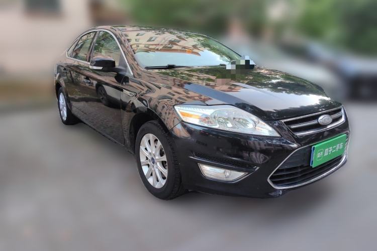 Used Ford Mondeo 2013 2.3L Fashion Edition Front Right 45 Deg