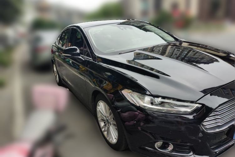 Used Ford Mondeo 2013 2.0L GTDi240 Flagship Edition Front Right 45 Deg