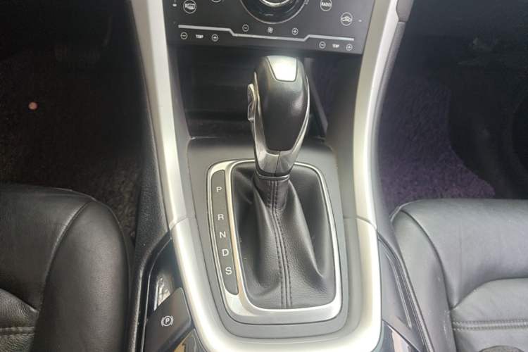 Used Ford Mondeo 2013 1.5L GTDi180 Fashion Edition Gear Lever