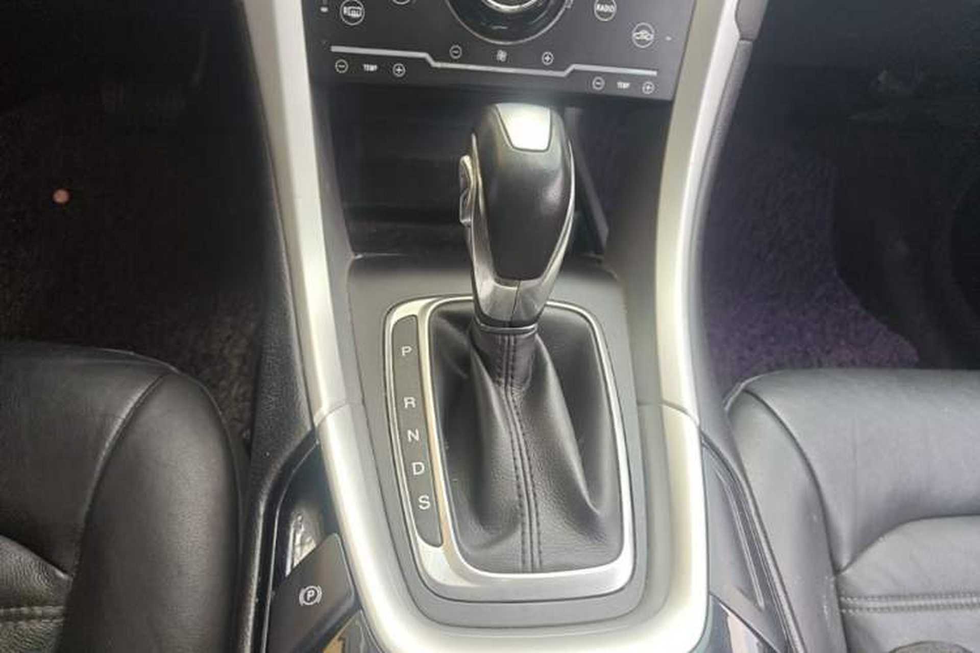 Used Ford Mondeo 2013 1.5L GTDi180 Fashion Edition Gear Lever