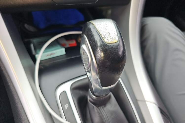 Used Ford Mondeo 2013 1.5L GTDi180 Fashion Edition Gear Lever